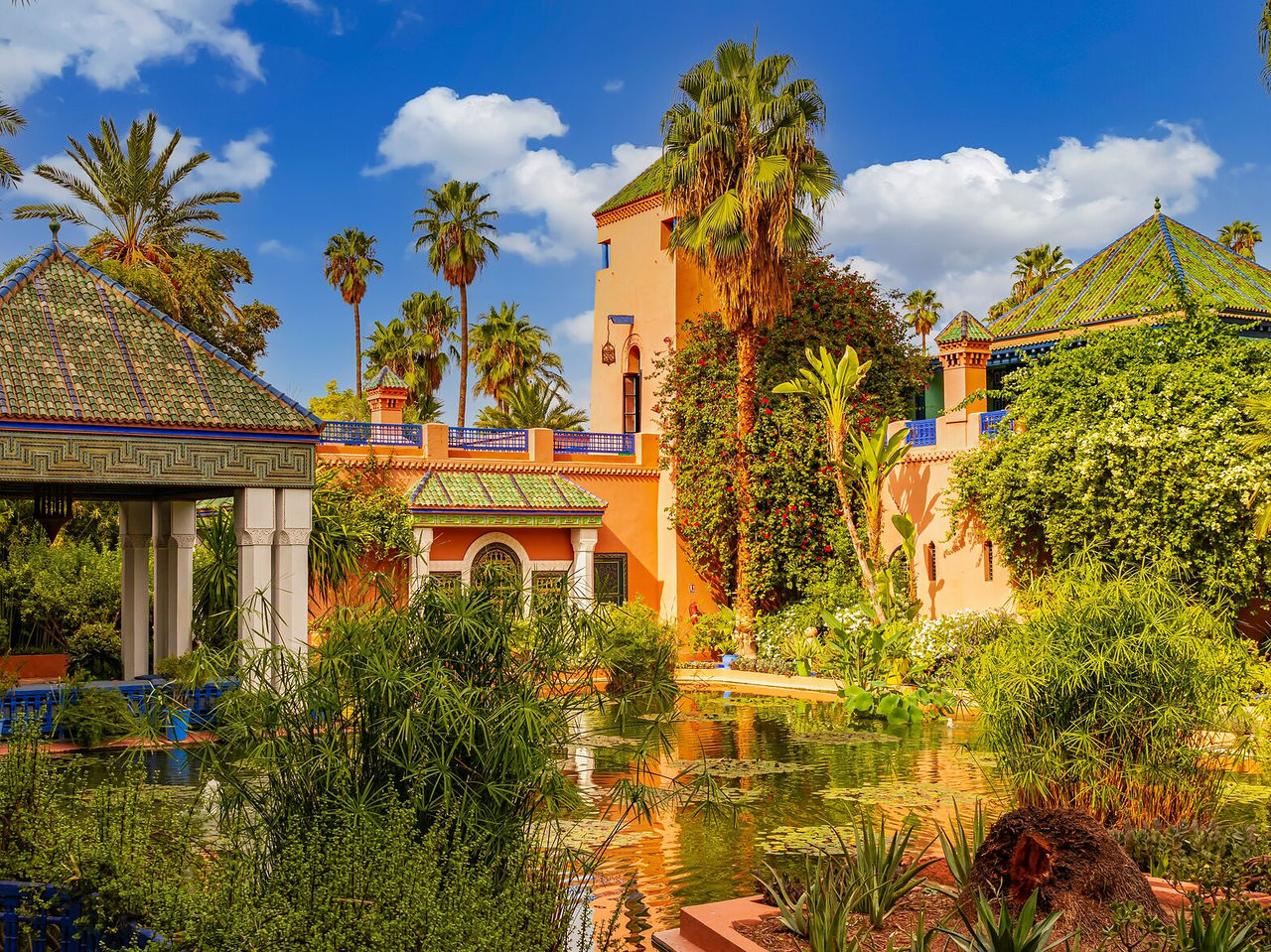 Disfruta del buen tiempo en Marrakech y visita los diversos monumentos y palacios de la ciudad