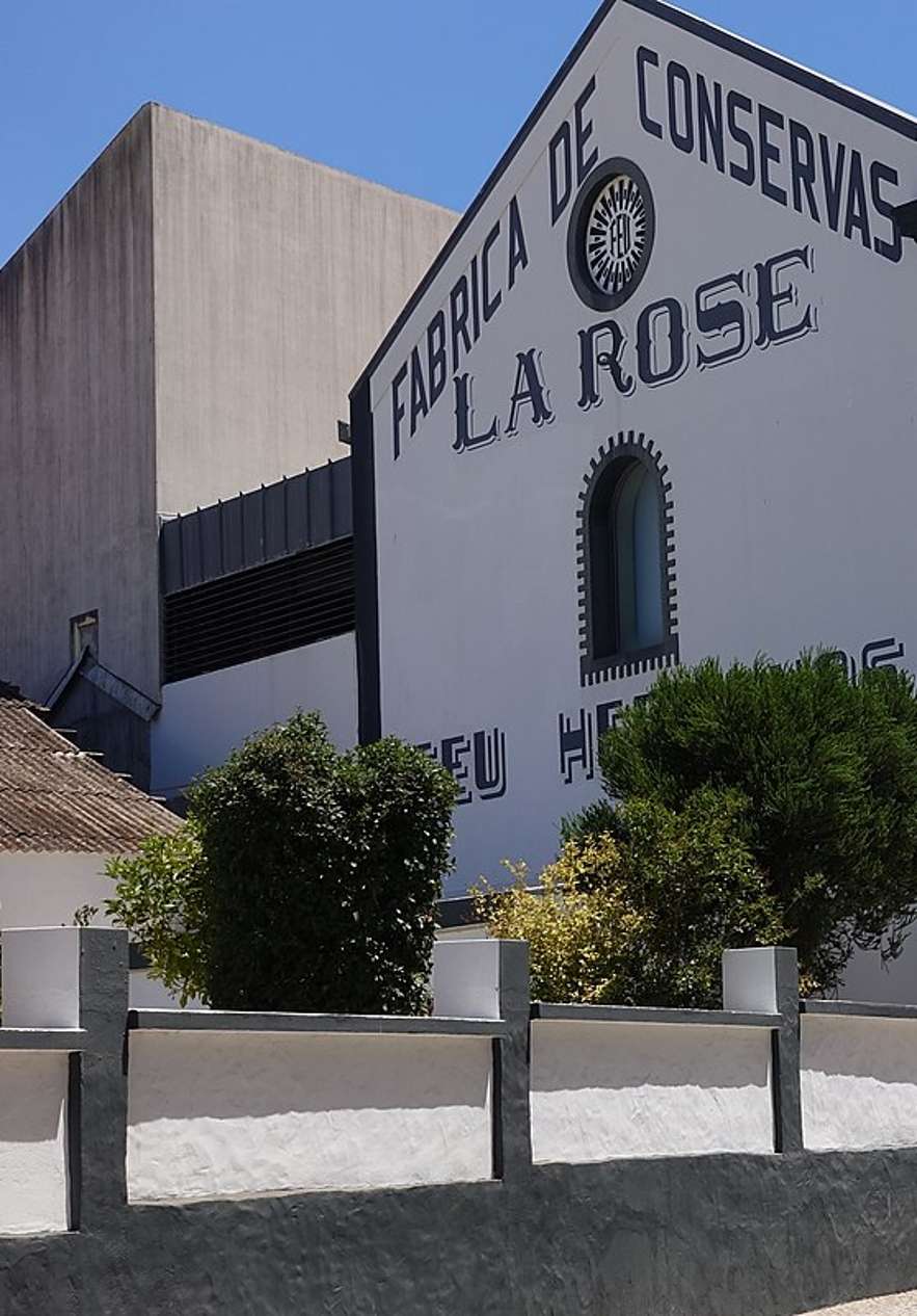 Parte exterior del Museo de Portimão, ubicado en una antigua fábrica de conservas