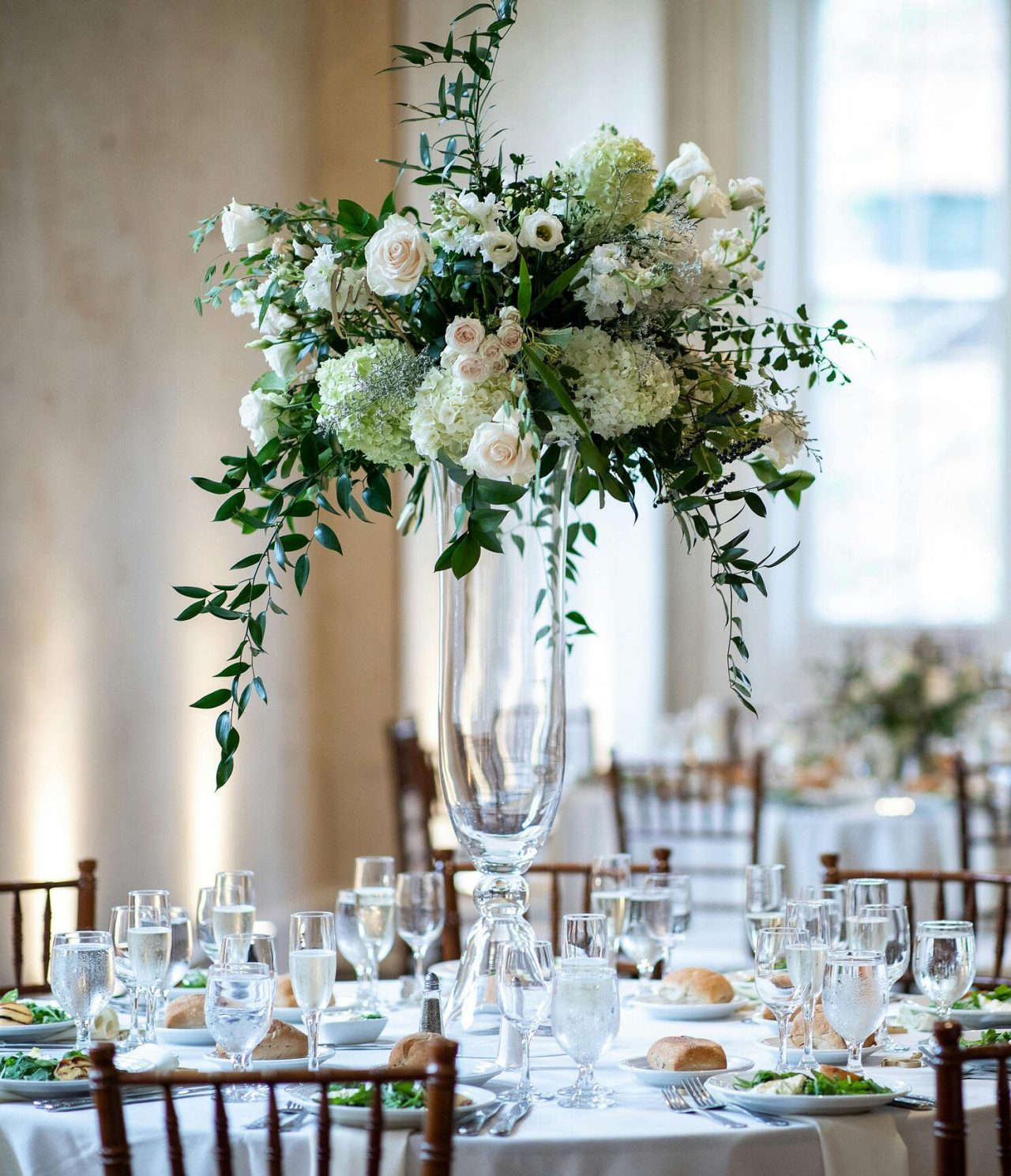 Realize o seu evento no Pestana Hotel Group, com decoração personalizada como centros de mesa com flores magníficas