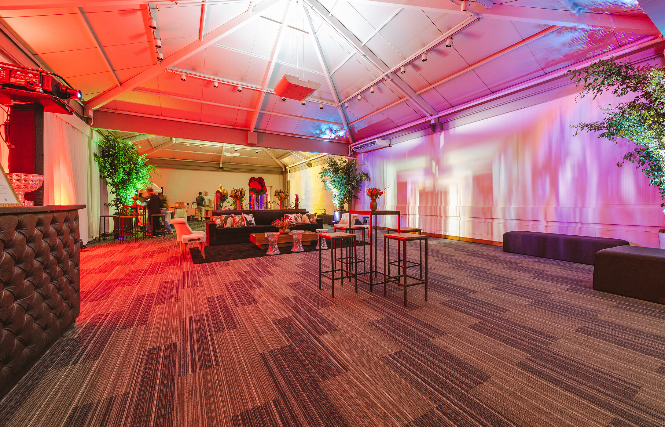 Feiern Sie Ihren besonderen Anlass im Pestana Hotel Group, mit Party, DJ und Bar in einem großen Raum