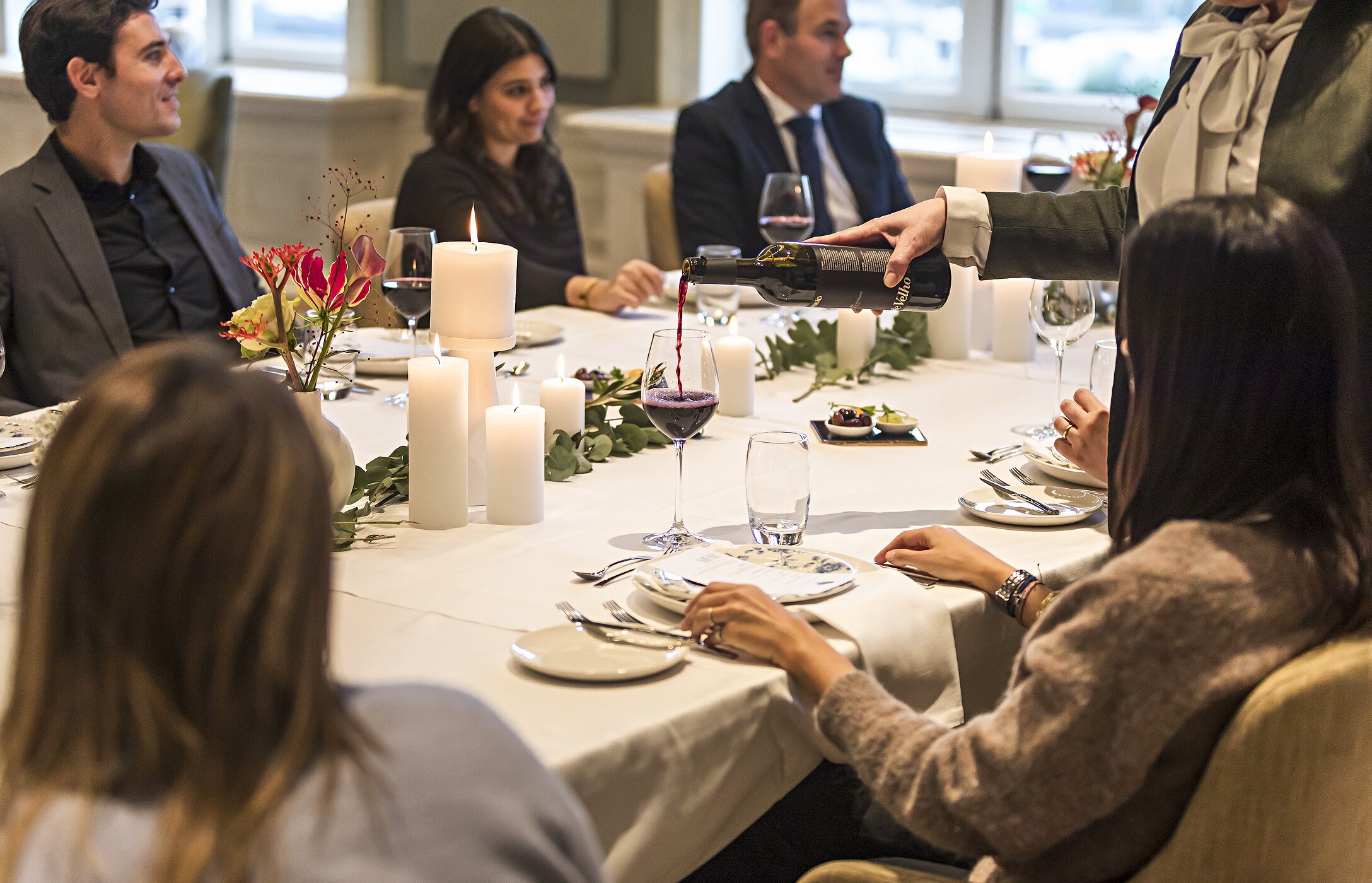 Entdecken Sie Hochzeits und Veranstaltungsräume im Pestana Hotel und veranstalten Sie Ihre Firmenveranstaltungen bei uns