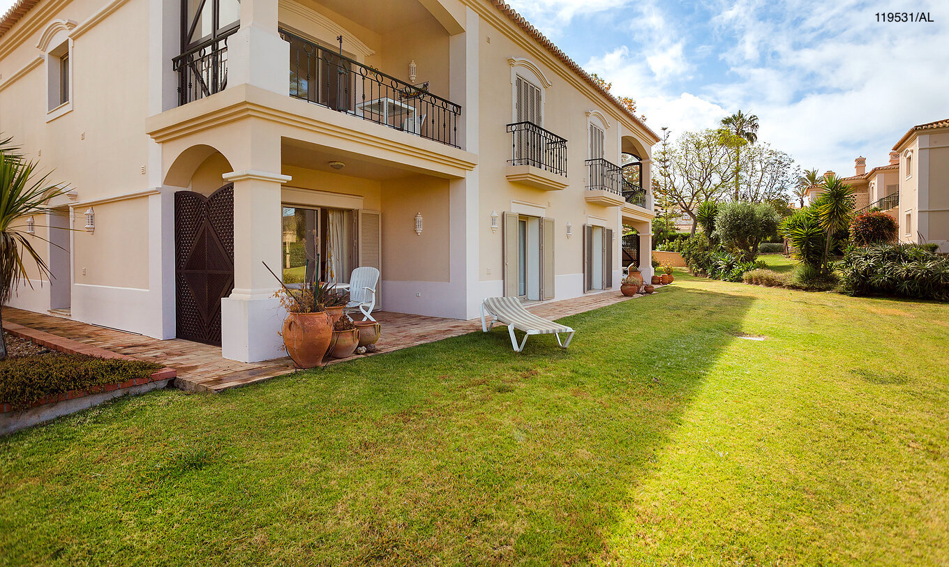 The Pestana Carvoeiro Golf T1 Standard Apartment has an exterior patio with a balcony and grass