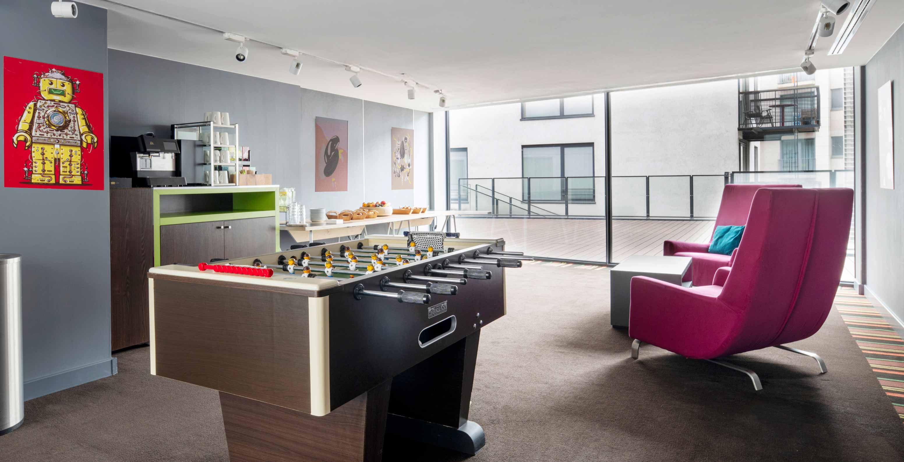 Coffee Breaks area at Pestana Brussels Schuman, hotel in Brussels near the European Parliament