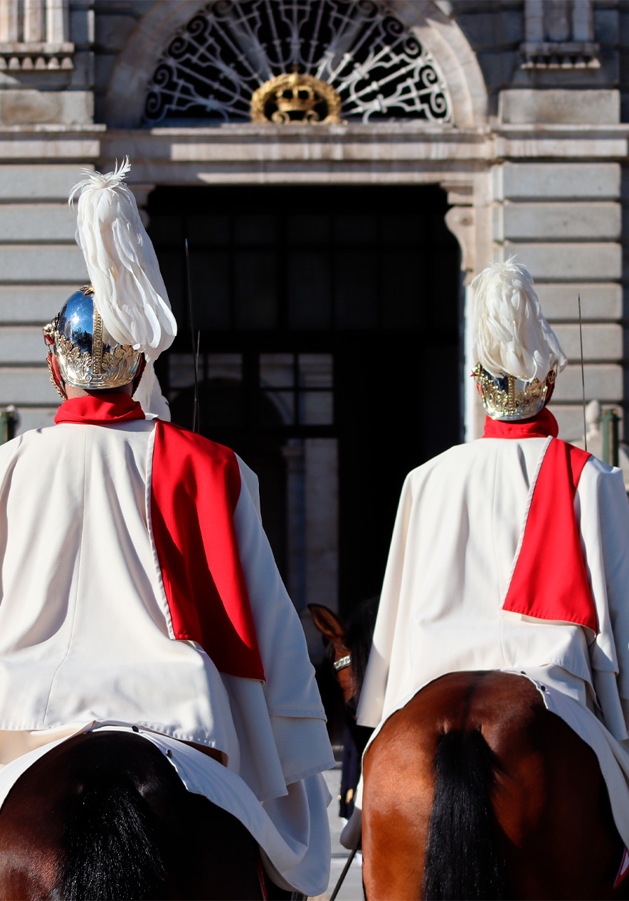 Royal horse guards near Pestana Plaza Mayor, Hotel no Centro Histórico de Madrid during a Madrid parade