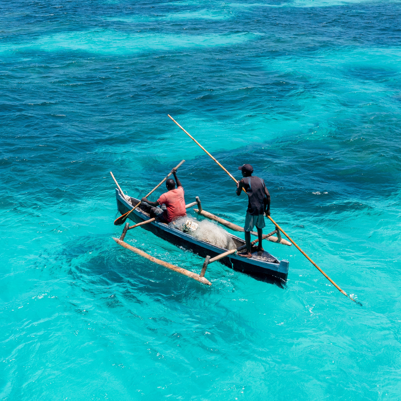 Isla de Inhaca, Mozambique Hospédese en un hotel Pestana y explore la isla de Inhaca, con sus aguas cristalinas y barcos típicos de la región.