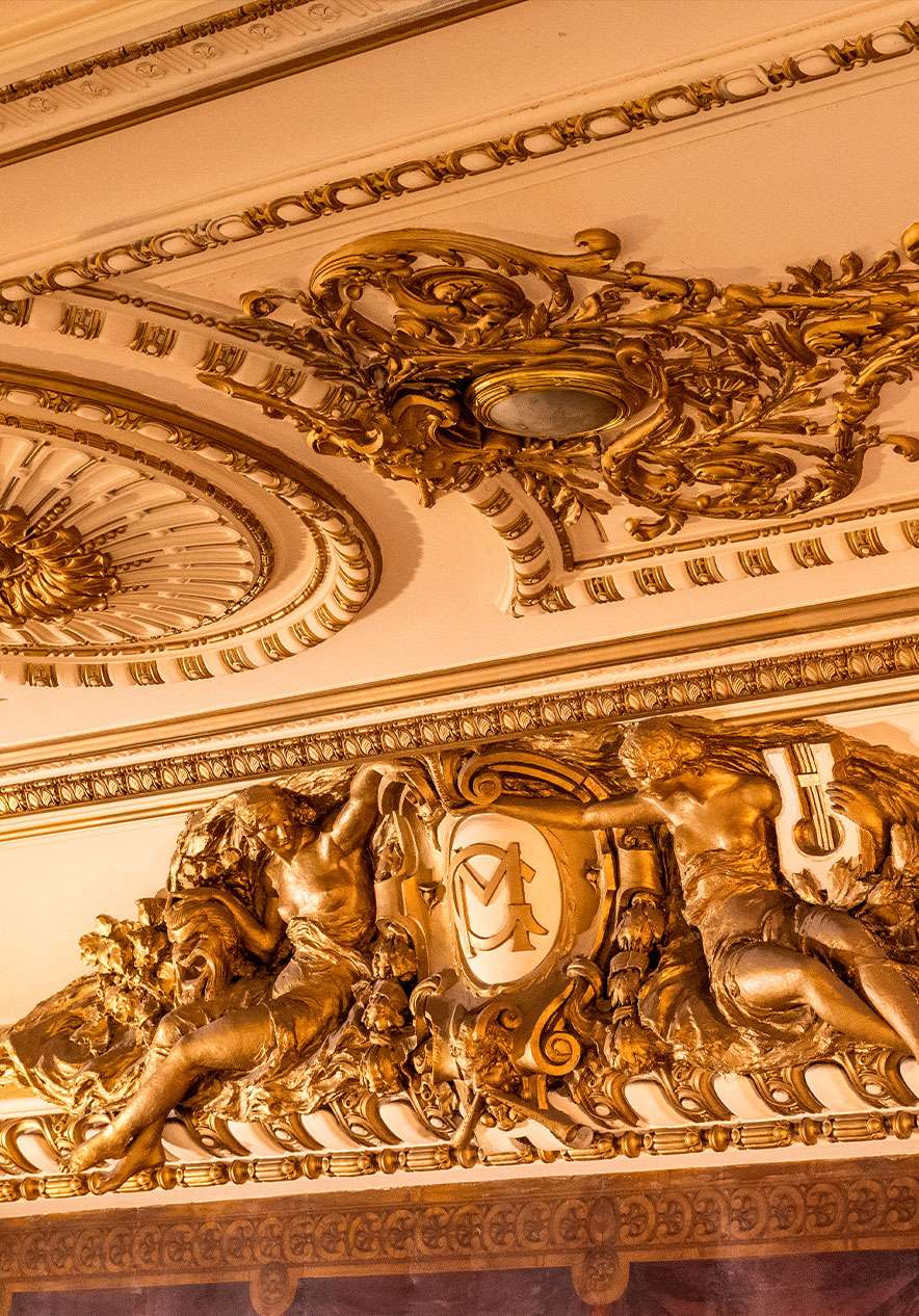 Décor doré du théâtre El Ateneo près du Pestana Buenos Aires, Hotel em Buenos Aires avec plafond orné