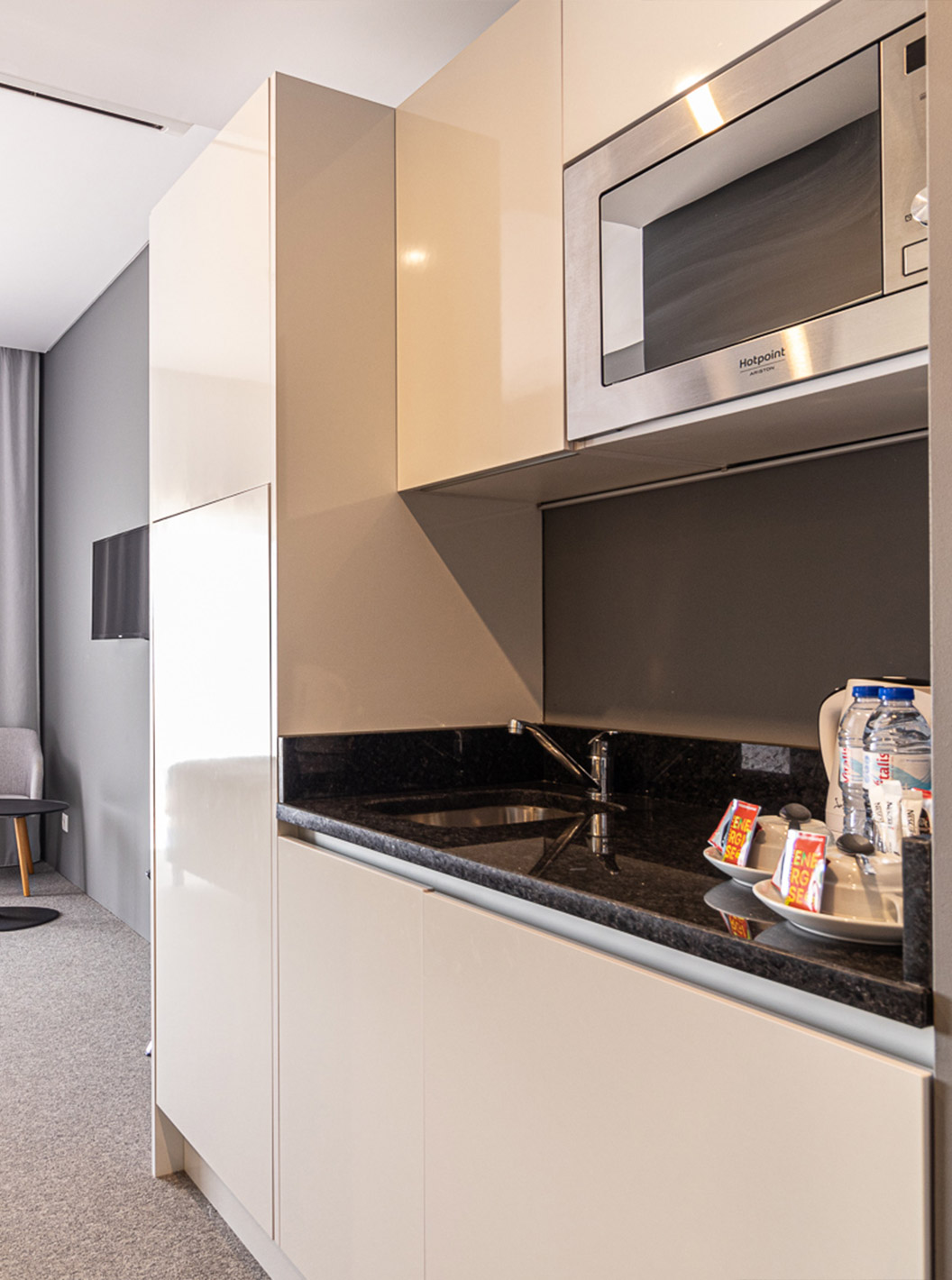 Chambre Classique au Pestana Gramacho avec kitchenette, micro-ondes, bouilloire, rangements