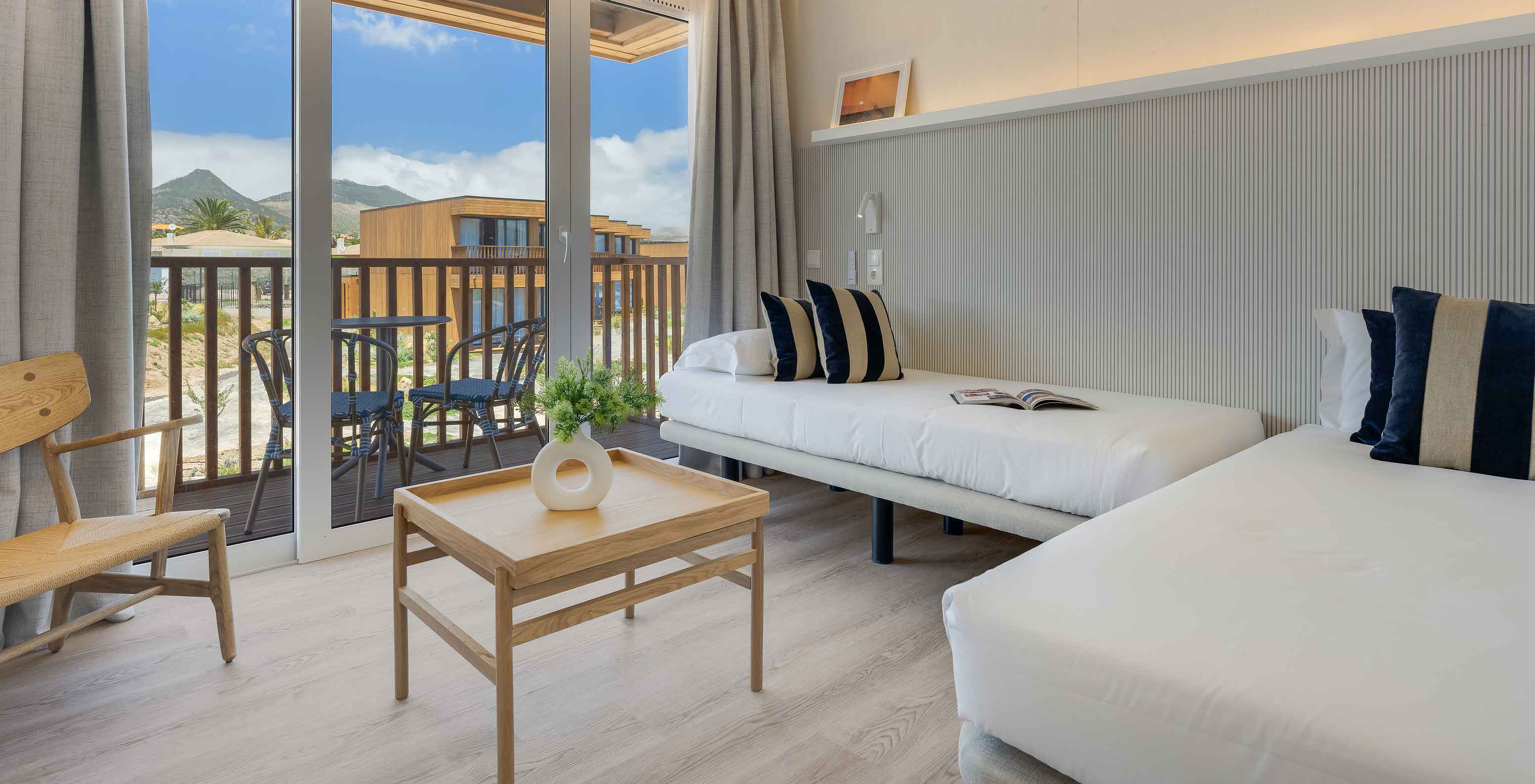 Pestana Dunas Porto Santo ALL INCLUSIVE, Eco-Resort com Tudo Incluído no Porto Santo com camas e varanda