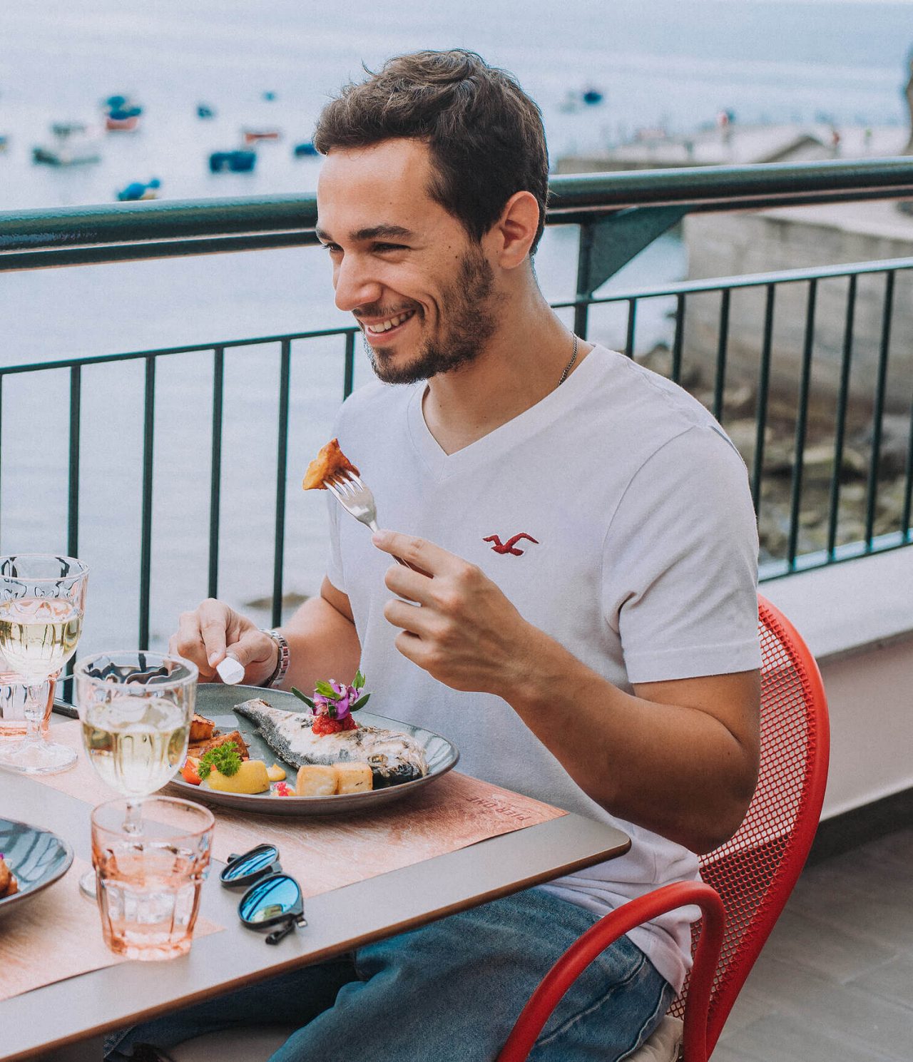 Grill restaurant, at the Hotel in Câmara de Lobos, Madeira, enjoy a meal with sea view