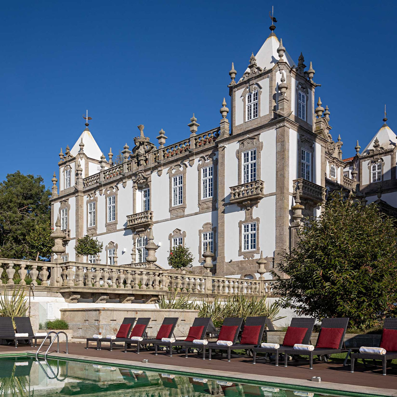 Pestana Palácio do Freixo - Porto, Hôtel au Fleuve Douro avec Spa et Piscine, façade historique et piscine