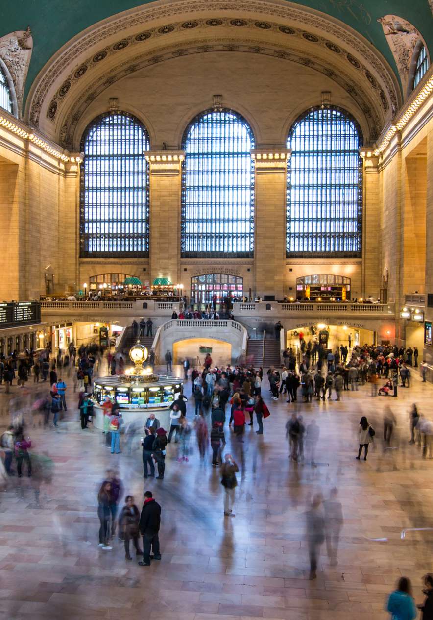 Central Station em Nova Iorque, uma estação enorme e com plataformas de embarque que é considerada uma das maiores do mundo